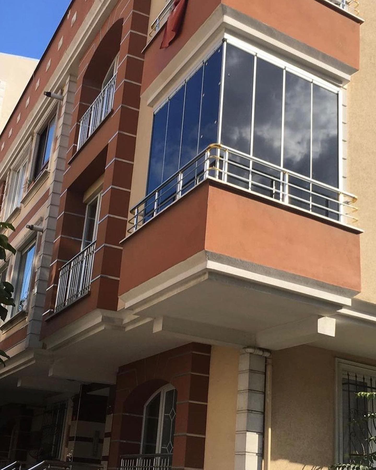 Cam balkon — Arnavutköy